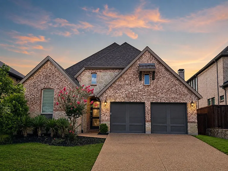 4521 Tall Knight Ln — Photo 1
