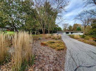 34393 Edgewater Cir, Cumming, IA 50061