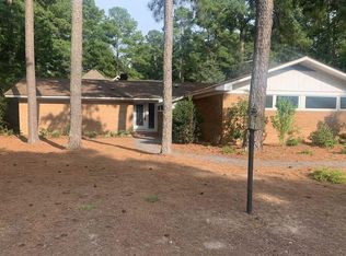 360 Lake Forest Dr, Pinehurst, NC 28374