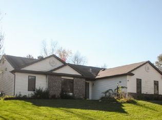 544 S Main St, Roanoke, IN 46783
