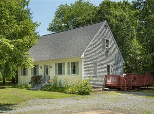 16 Cedar Hills Dr, Richmond, RI 02898