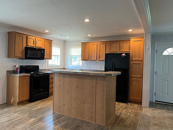5th image of 2614 Shane Dr #96