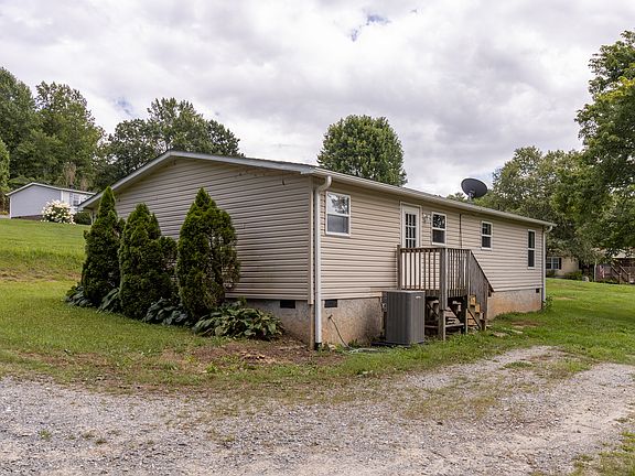2nd image of 60 Brooklane Dr