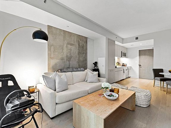 3rd image of 55 Lagrange St #802