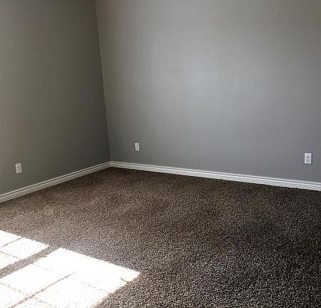 5th image of 1614 S College St #A