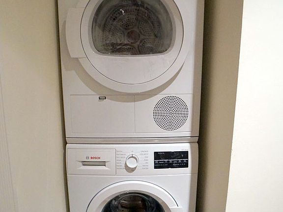 5th image of 254 W 15th St APT A