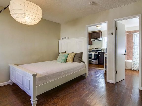 3rd image of 2263 Ulric St APT 6