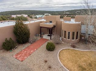 19 Rancho Verde Rd, Tijeras, NM 87059