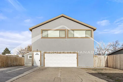 6634 Julian St Photo 1