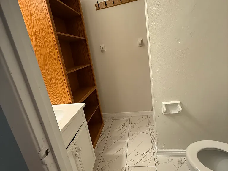 5627 5th St E #5627 — Photo 7
