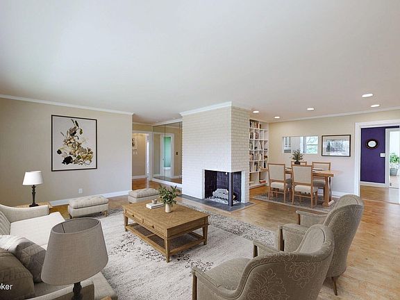 3rd image of 2624 McCoy Way