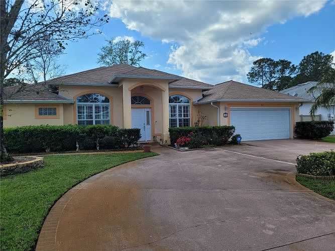 1st image of 32 Pine Croft Ln