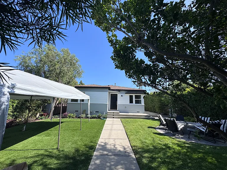 634 E Fairview Blvd — Photo 17