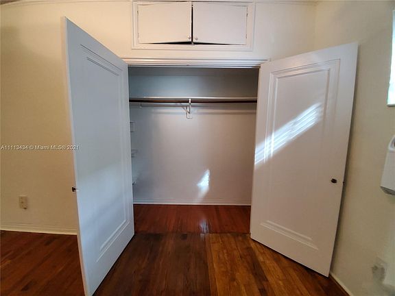 5th image of 850 Jefferson Ave #9