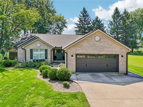4087 Navajo Trl, Jamestown, OH 45335
