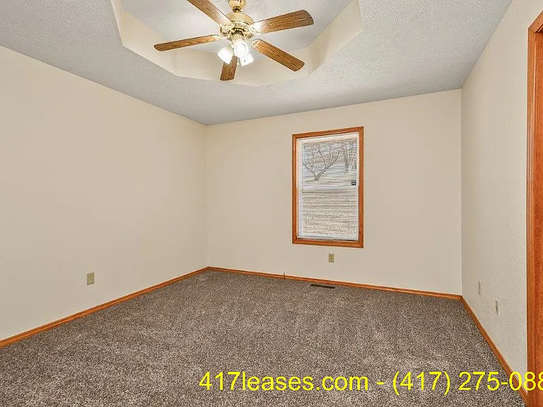 3318 S Valley View Dr — Photo 20