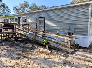 106 LAKE Circle, Satsuma, FL 32189