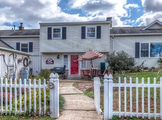 347 Highway 109 St, Chesterfield, MO 63005