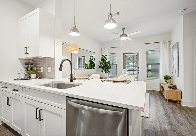 Solay Horizon West — Photo 32