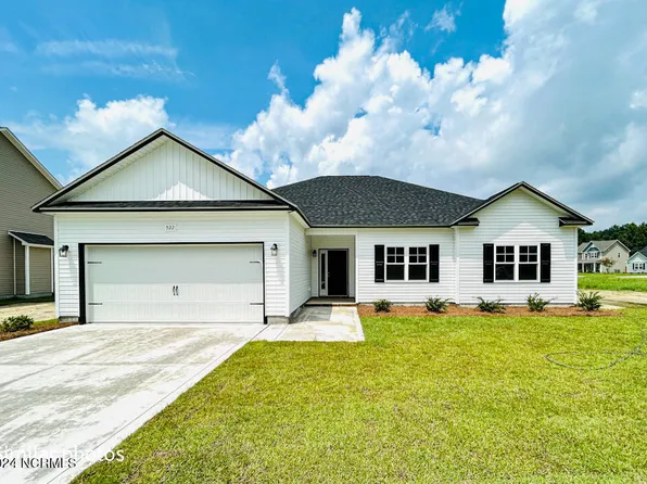 504 Orchard Creek Drive, Richlands, NC 28574