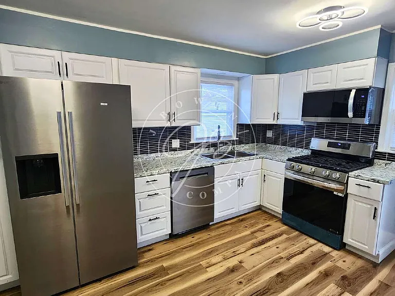 803 Mayfair Blvd — Photo 8