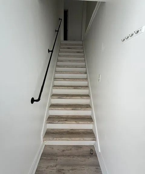 37 Malwood Ave — Photo 4
