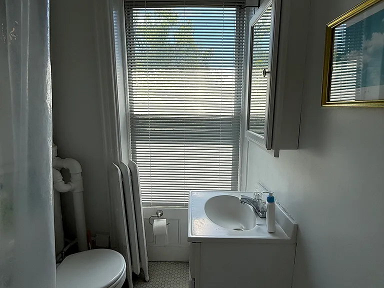 230 Union St #3 — Photo 8