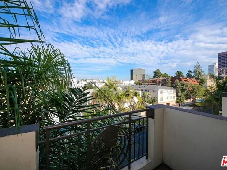 951 Granville Ave #Penthouse 1 — Photo 15