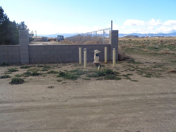 4th image of 74 W Avenue A4 #74