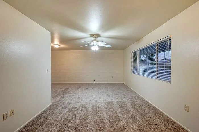 2 bed, 1.0 bath, 984 sqft, $1,448 — Photo 4