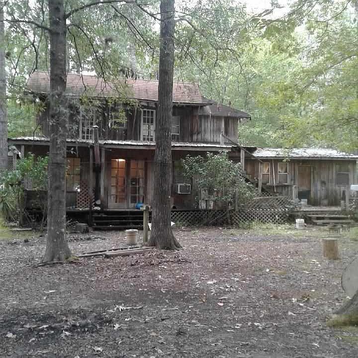 2nd image of 3011 Adamson Rd