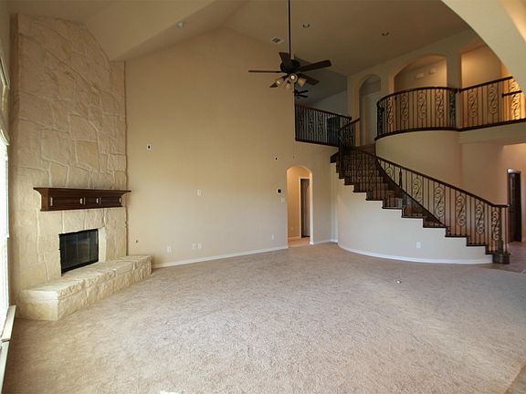 5th image of 12443 Willowgate Dr