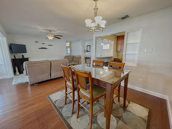 2nd image of 1449 Eastfield Dr