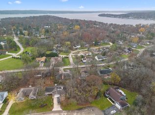 30 Potawatomi Rd, Williams Bay, WI 53191