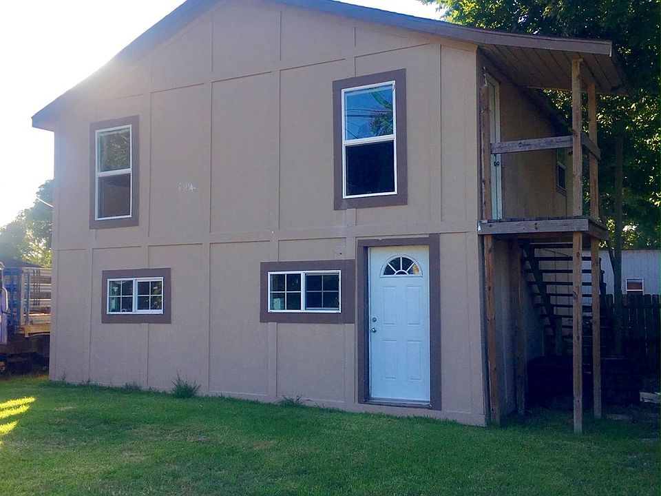 2nd image of 1312 Avenue K