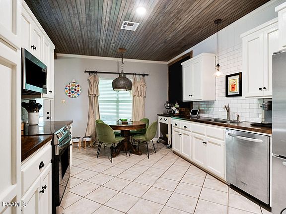 5th image of 315 Teakwood Dr