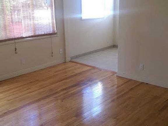 3rd image of 1459 Silver Lake Blvd #2