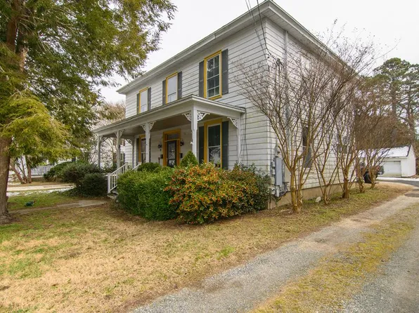26 North St, Onancock, VA 23417