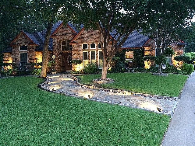1st image of 918 Cat Hollow Dr