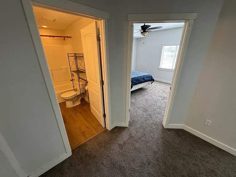 1089 W 530 N — Photo 12