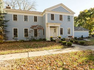 404 E 2nd St, Perrysburg, OH 43551