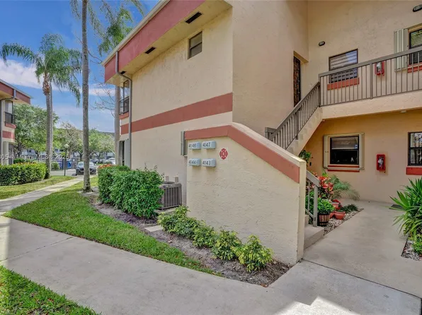 4144 Carambola Cir S #2142, Coconut Creek, FL 33066