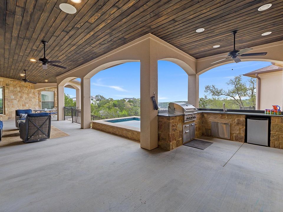 1st image of 18817 Hidden Ridge Pl