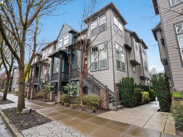 1124 SE Linn St, Portland, OR 97202