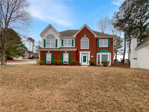 2180 Sugarbirch Dr, Lawrenceville, GA 30044