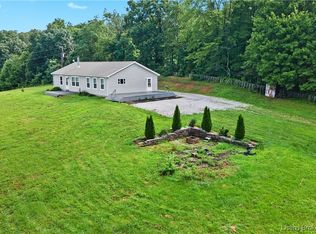 8807 E Lost College Rd, Pekin, IN 47165