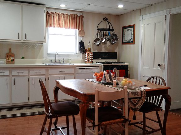 large country kitchen