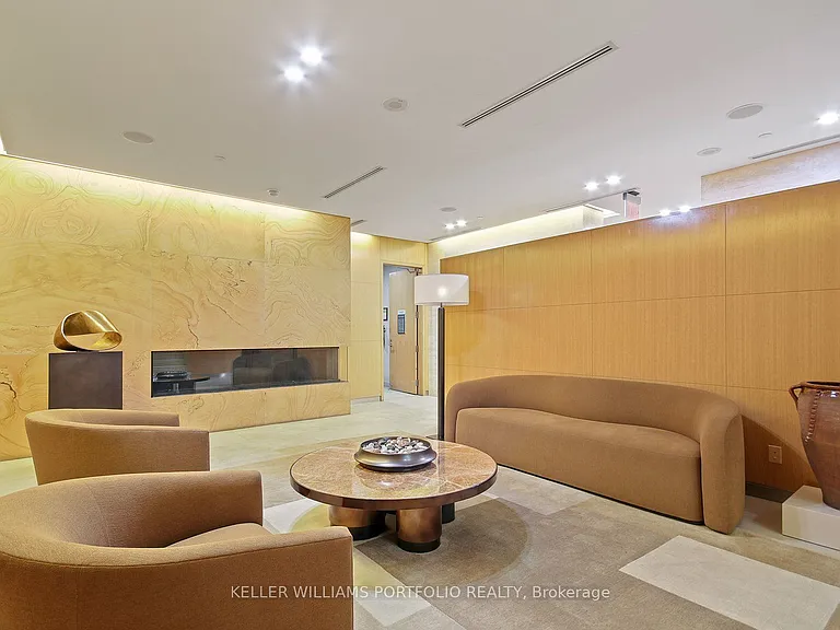 25 Broadway Ave #1504 — Photo 31