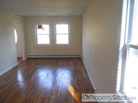 3rd image of 830 1st Ave