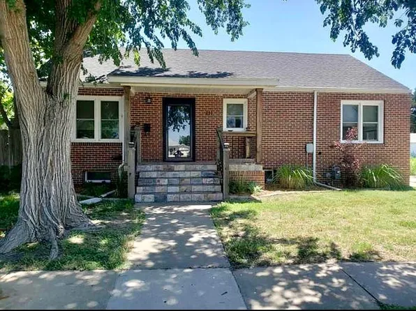231 N Grant St, Russell, KS 67665